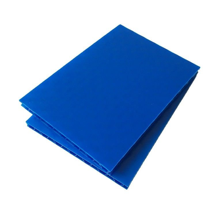 ورقة الكورفلوت 2mm 3mm 4mm 5mm 6mm 7mm ورقة بلاستيكية ملفوفة correx board polypropylene honeycomb panel